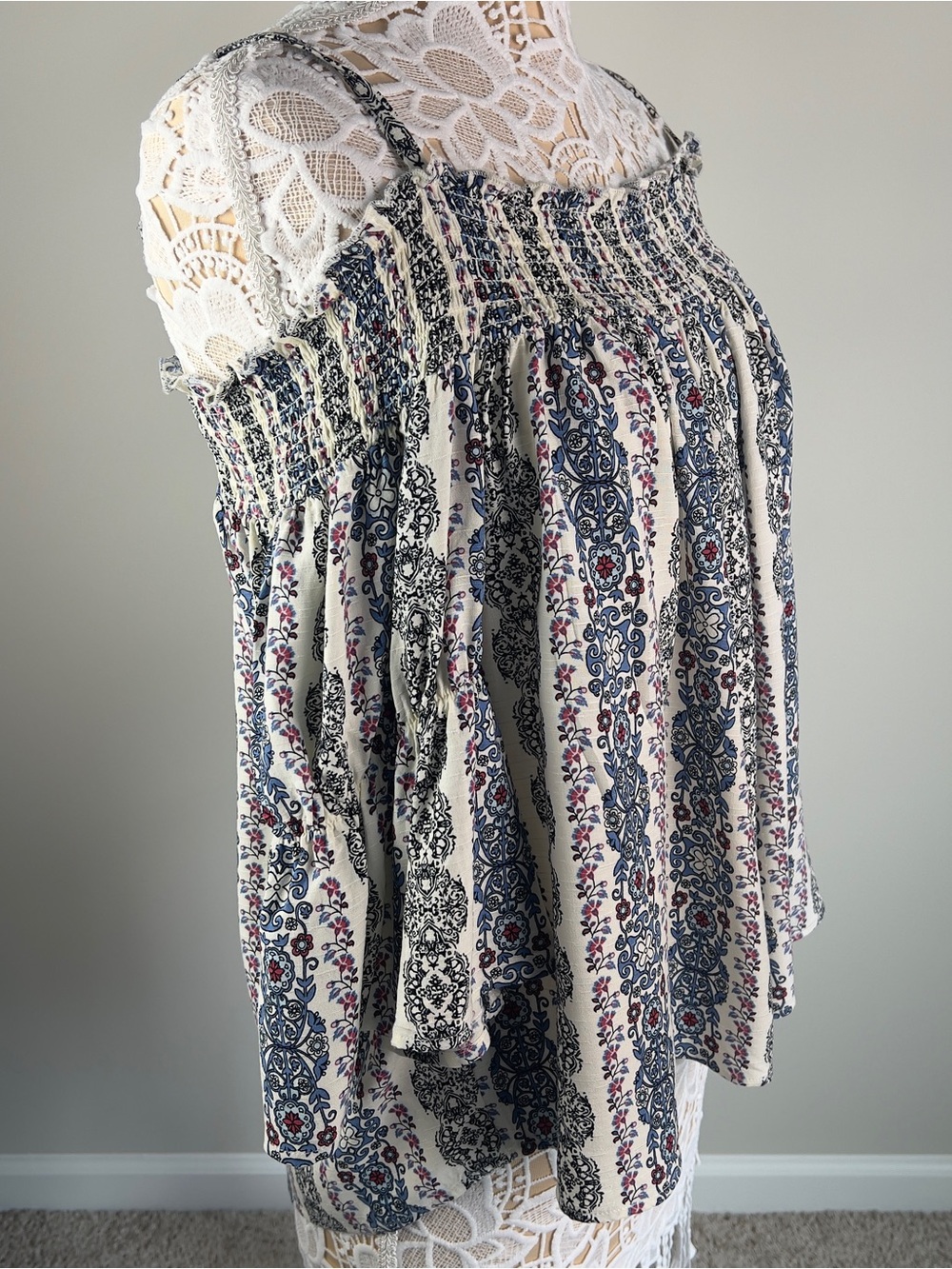 EST. 1946 Boho Smocked Off Shoulder Bell Sleeve Top XL Blue White Festival